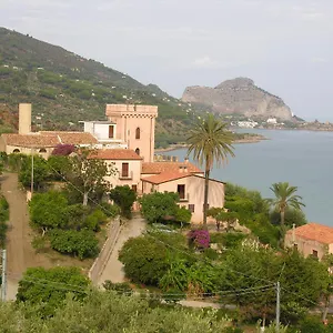 villa-palamara-1868-la-villa.sicilyhotelsitaly.net/