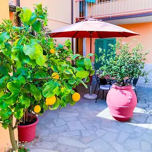  Apartment Cuore Di Nozzano Castello Italy