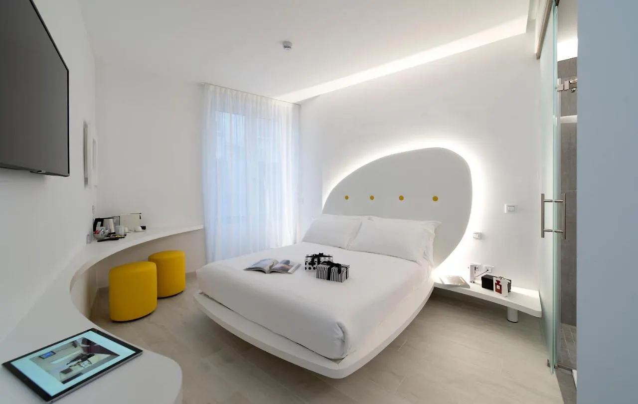 Ahd Rooms Милан