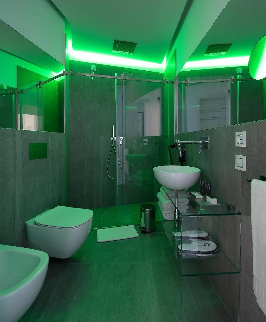 Ahd Rooms Милан Гостевой дом